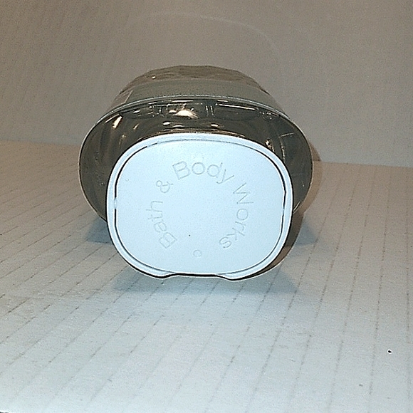 NWT BATH & BODY WORKS "Magic In The Air" Aloe+Vitamin E Shower Gel - Picture 5 of 8